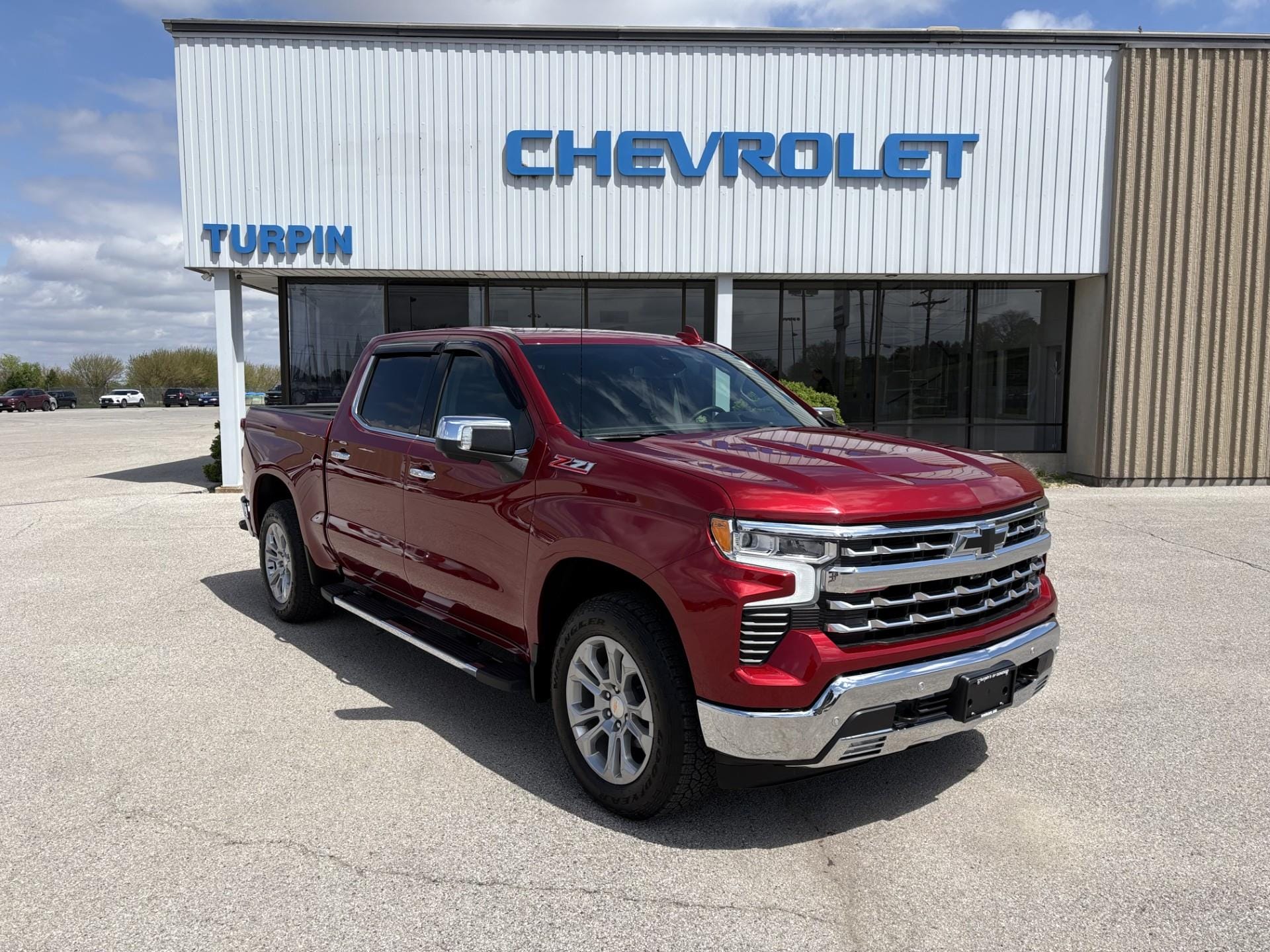 2024 Chevrolet Silverado 1500 1GCUDGED3RZ402243