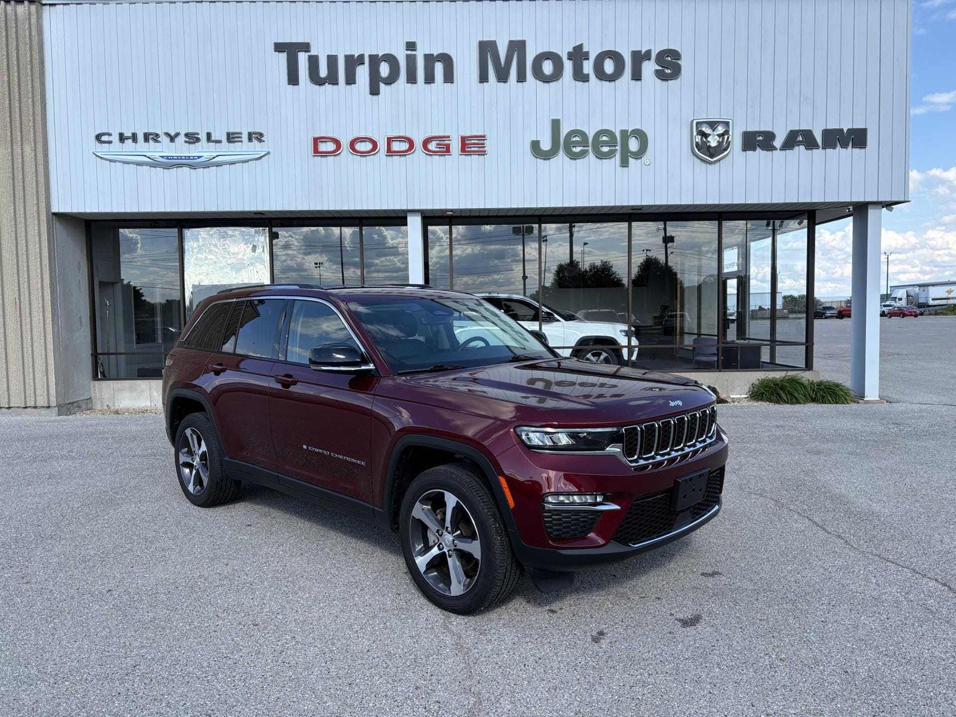 2023 Jeep Grand Cherokee 1C4RJHBG4PC545799