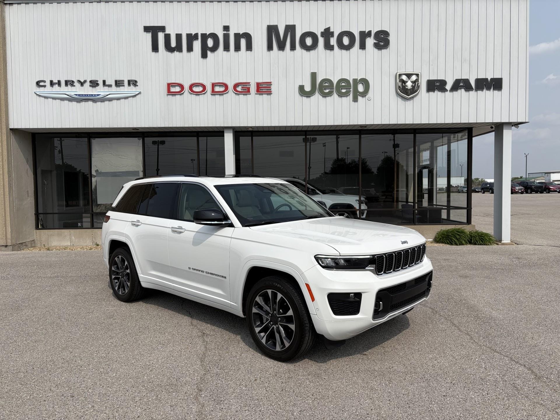 2023 Jeep Grand Cherokee 1C4RJHDG8PC506307